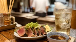 梅田の立ち飲みはエリアで選ぶ｜朝から飲める老舗から翌2:00まで開く隠れ家まで8選のアイキャッチ画像